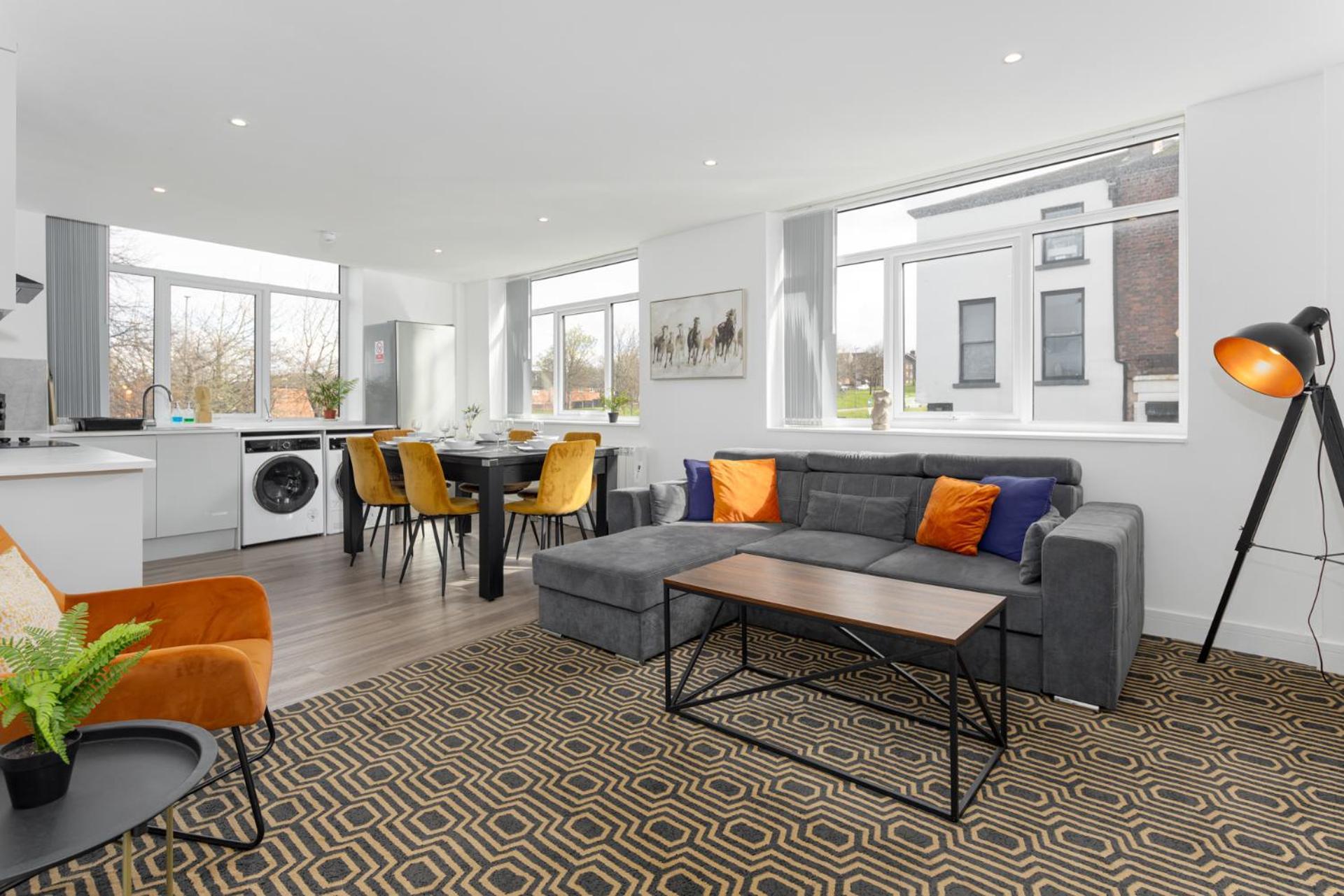 Flatzy - 16 Guests 4 En-suite A * Liverpool